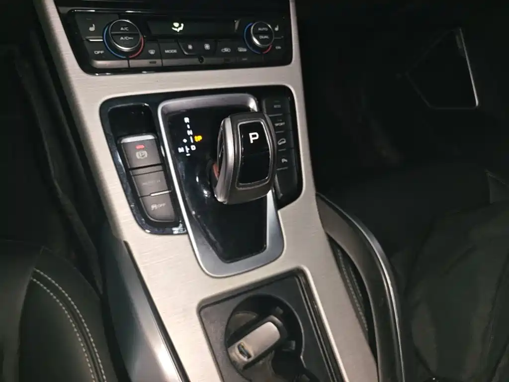 Geely Boyue — миниатюра 12