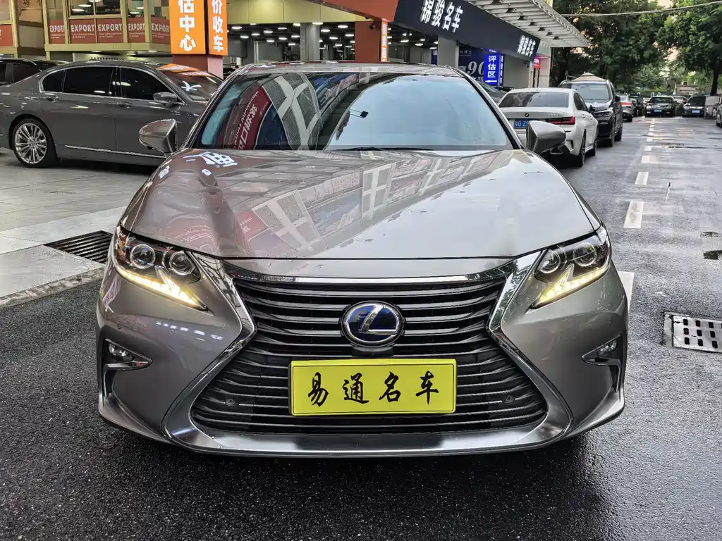 Lexus ES — миниатюра 2