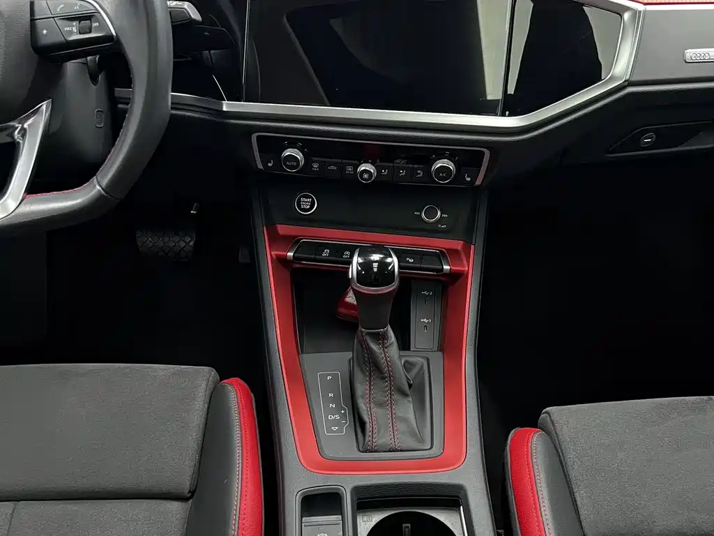 Audi Q3 — миниатюра 11