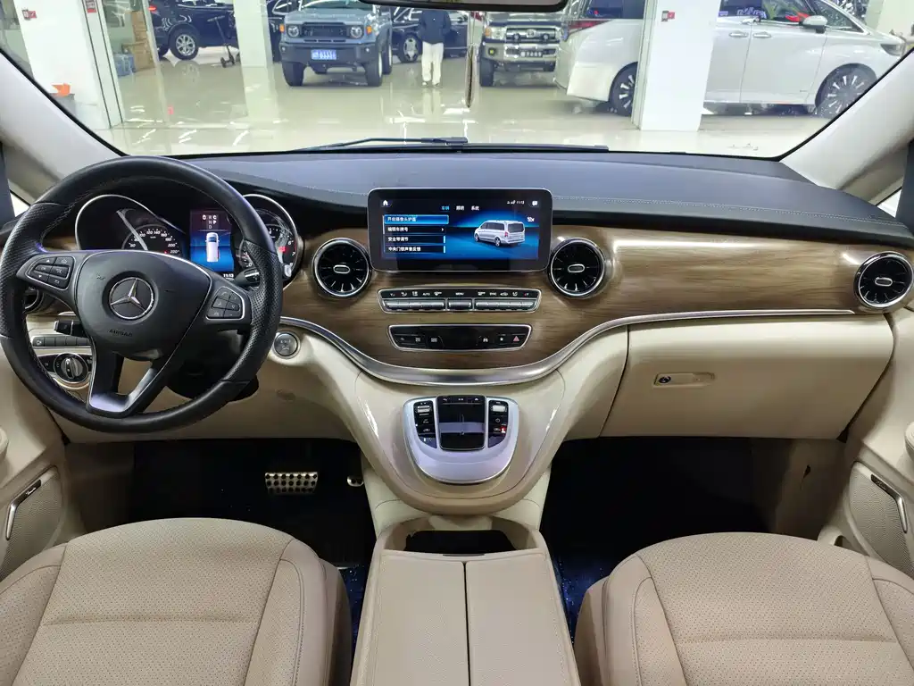 MERCEDES-BENZ V CLASS