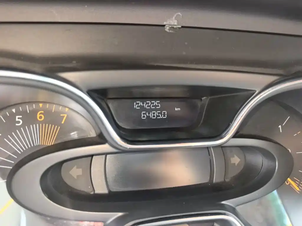 Renault Captur — миниатюра 12