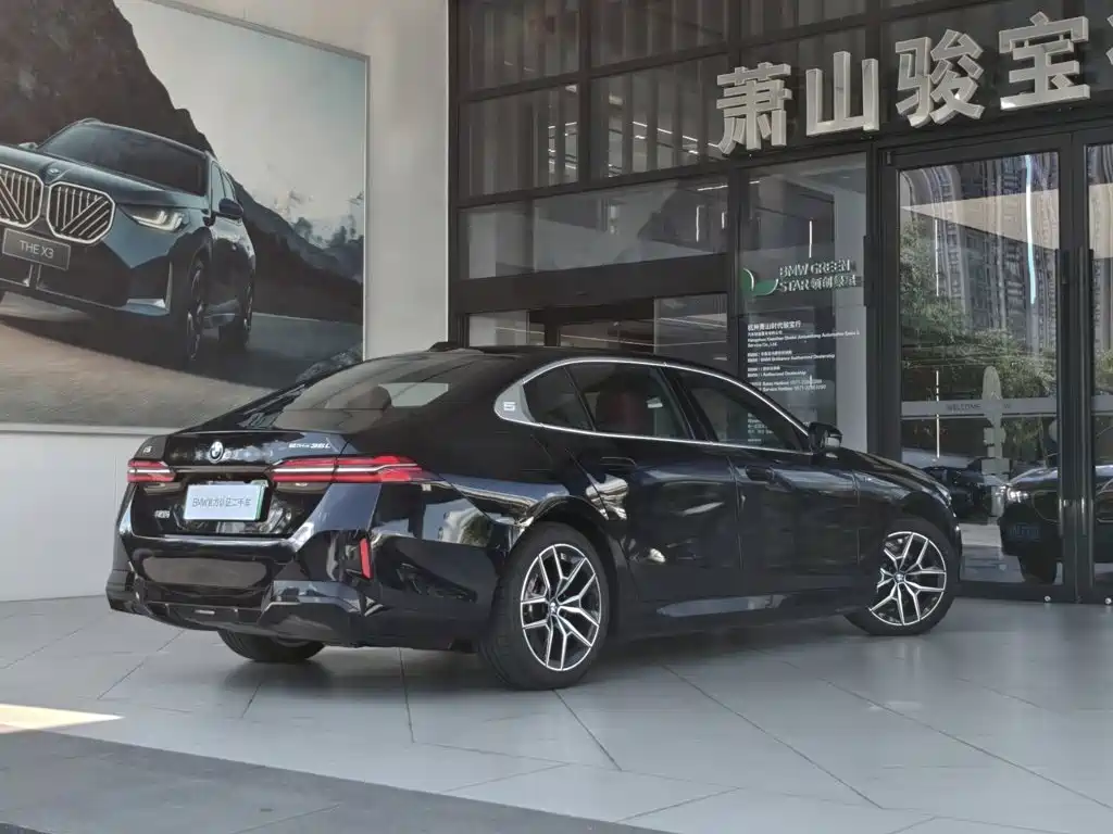 BMW i5 — миниатюра 5