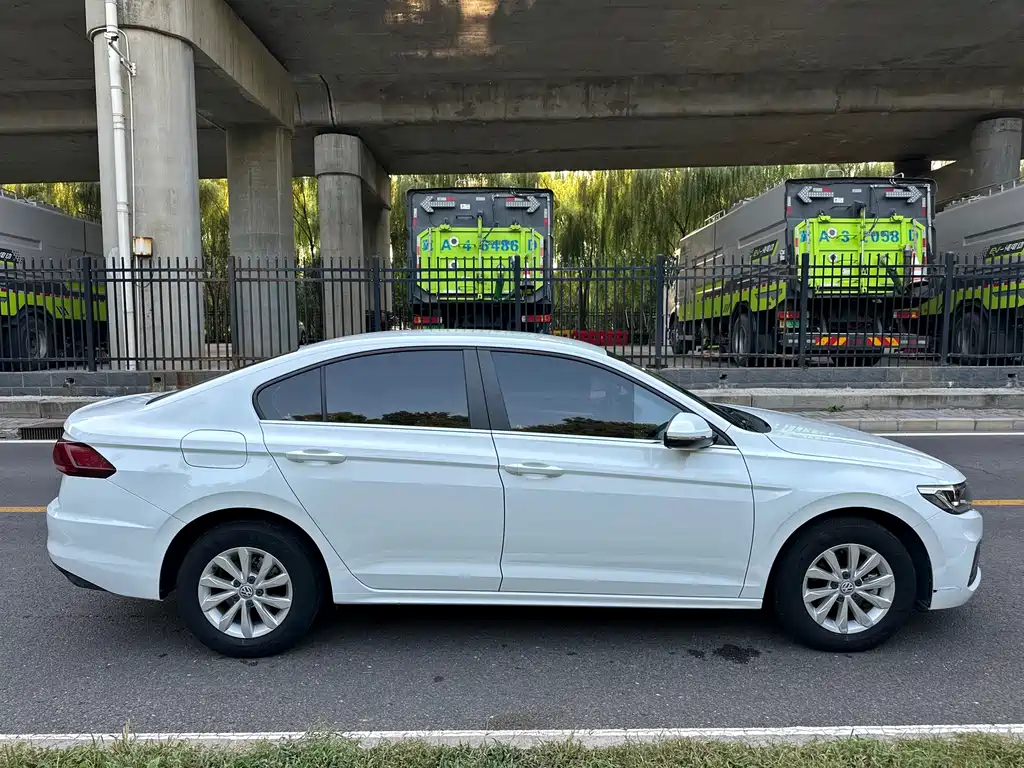 Volkswagen Bora — миниатюра 4