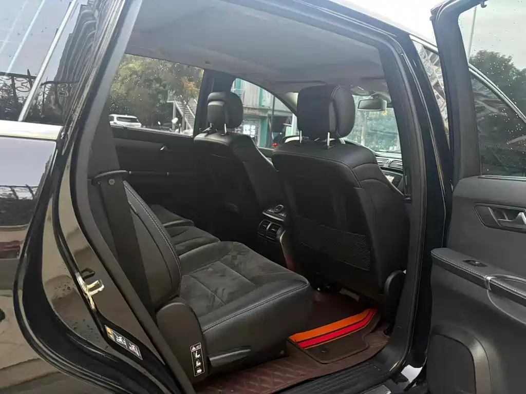 Mercedes-Benz R 2014 R 320 4MATIC