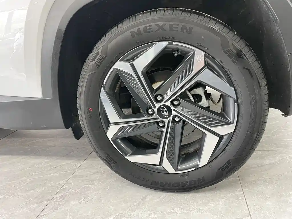 Hyundai Tucson — миниатюра 21
