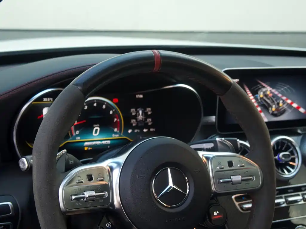 Mercedes-Benz C-Class AMG — миниатюра 10
