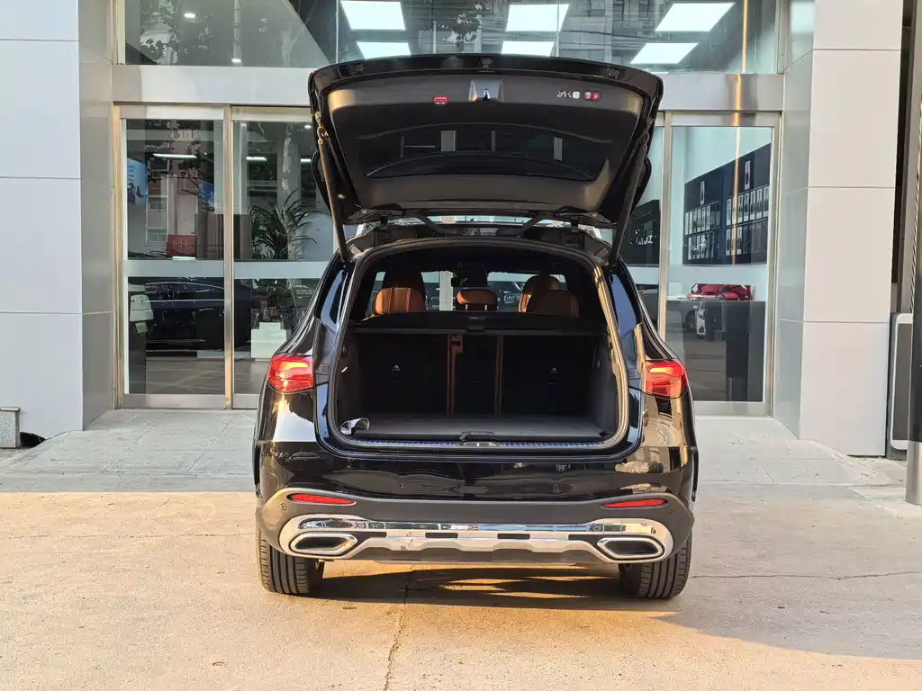 Mercedes-Benz GLC — миниатюра 11