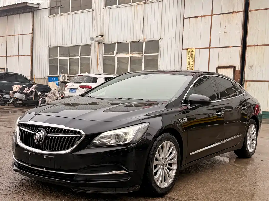 BUICK LACROSSE