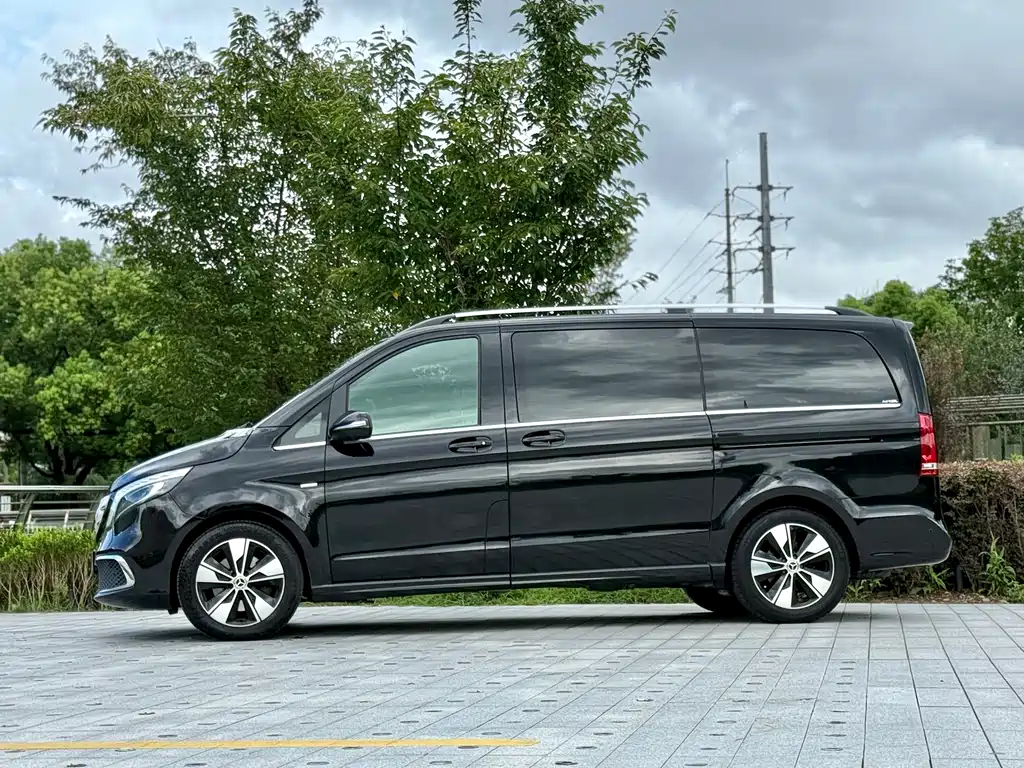 Mercedes-Benz V-Class — миниатюра 3