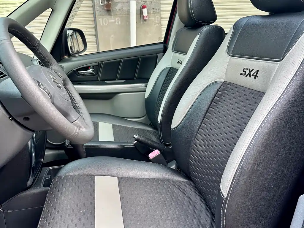 Suzuki SX4 2011 1.6L AT Sport