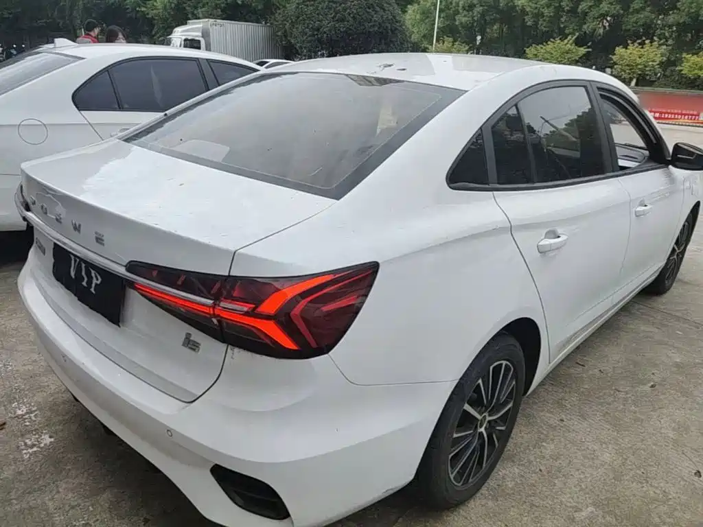 Roewe i5 — миниатюра 7