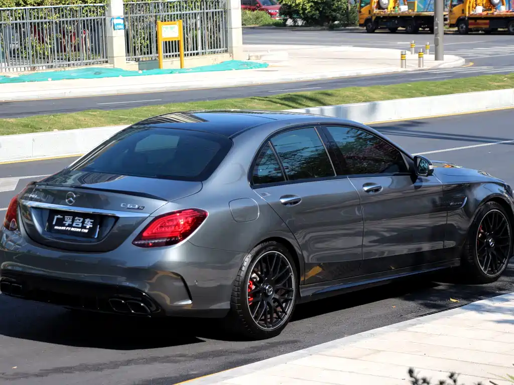 MERCEDES-BENZ C CLASS AMG