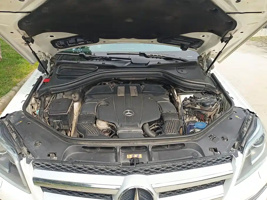 Mercedes-Benz GL-Class — миниатюра 10