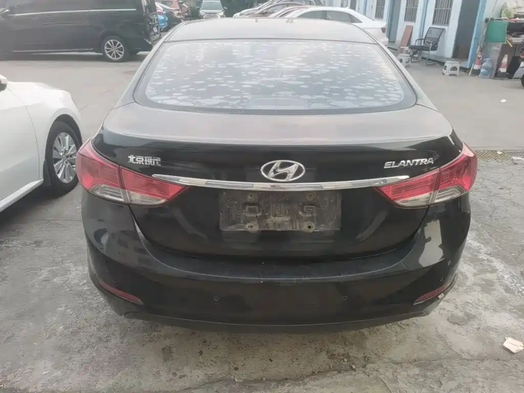 Hyundai Elantra Langdong — миниатюра 6