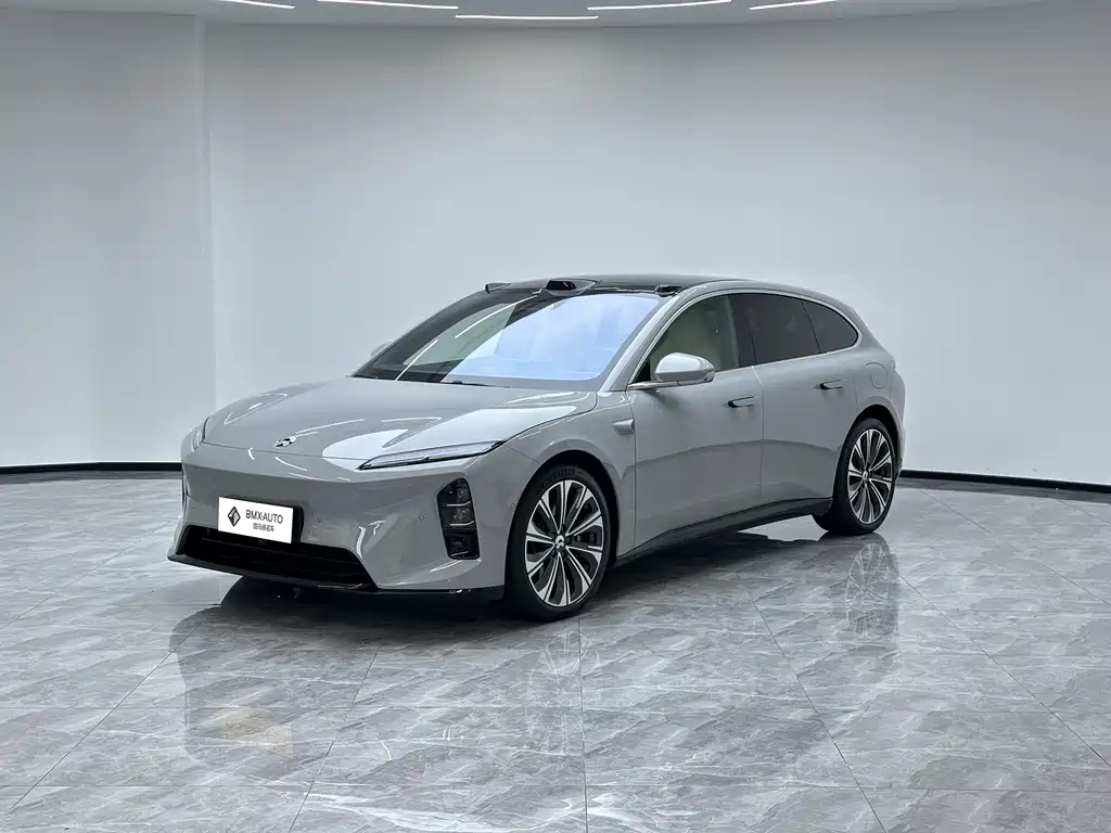 NIO ET5T