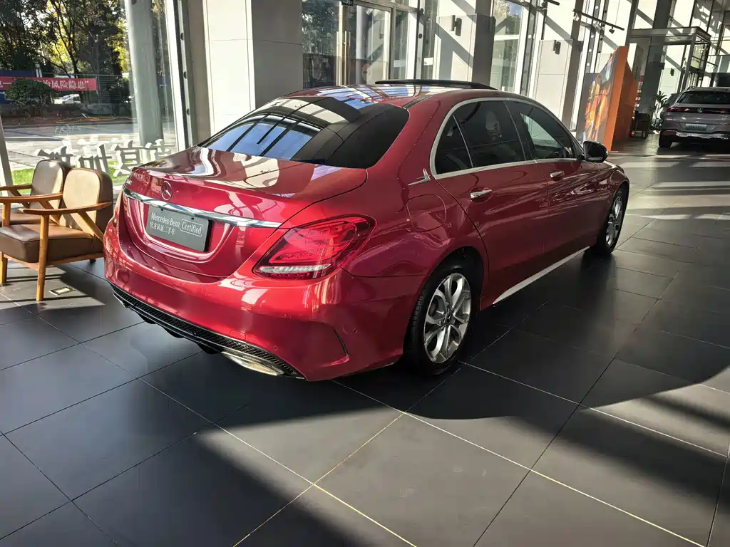 Mercedes-Benz C-Class — миниатюра 5