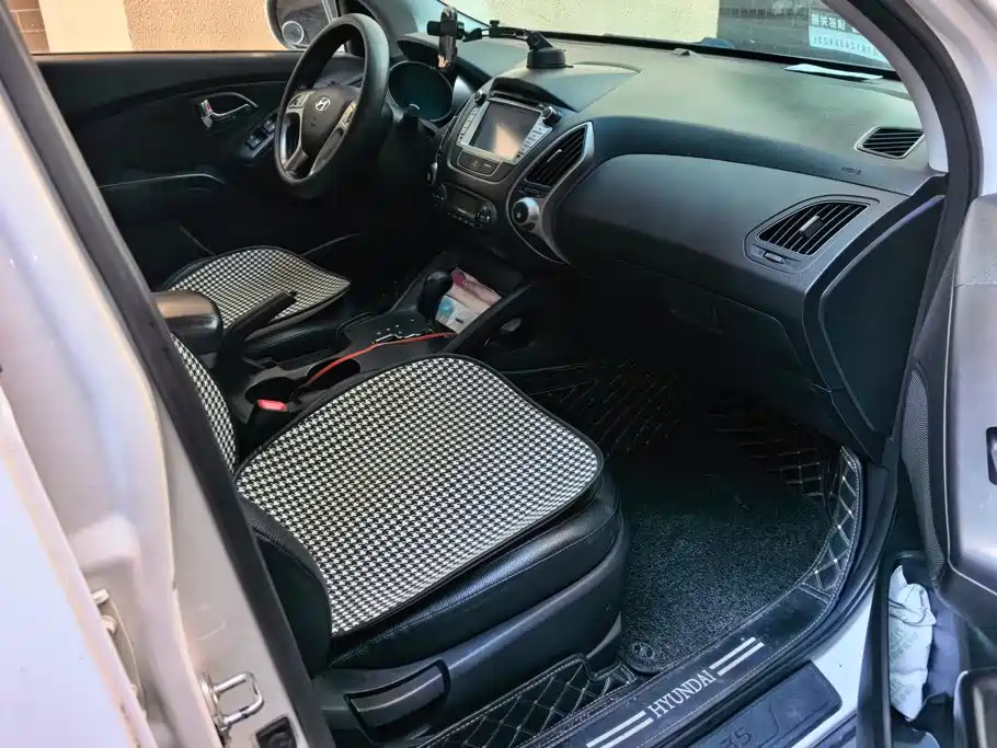 Hyundai ix35 — миниатюра 8