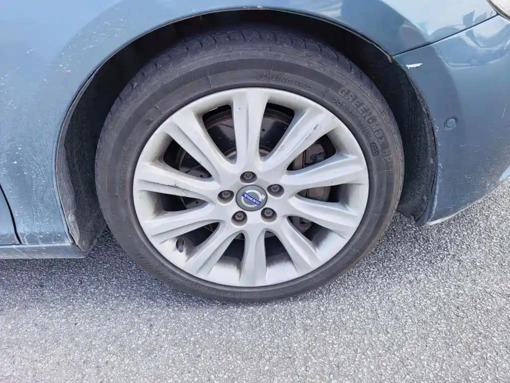 Volvo V40 — миниатюра 4