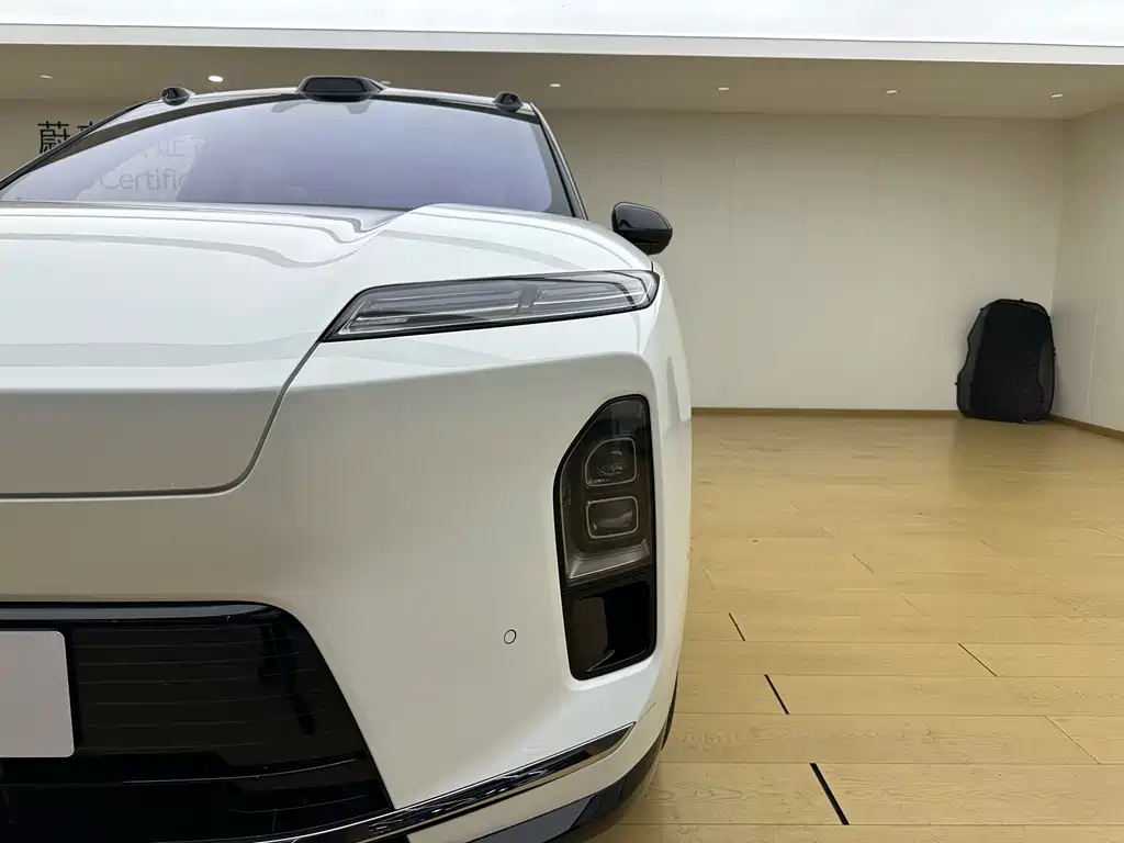 NIO ES8 — миниатюра 4