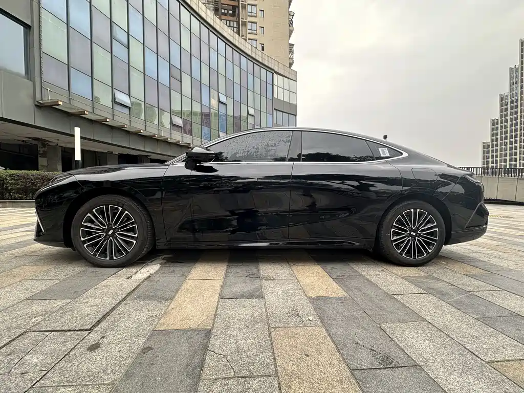 GEELY GALAXY GALAXY SPARKLE 8