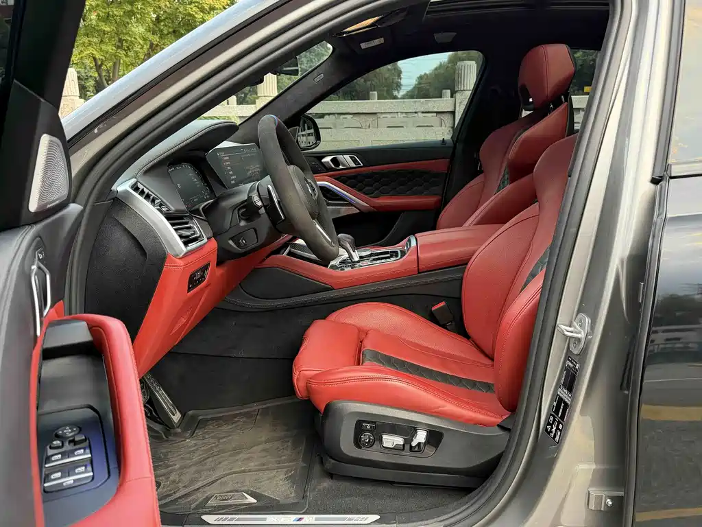 BMW X6 M — миниатюра 7