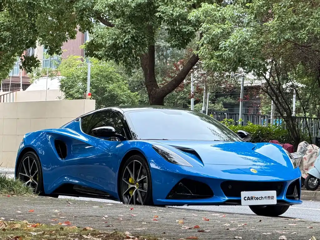 Lotus Emira — миниатюра 3