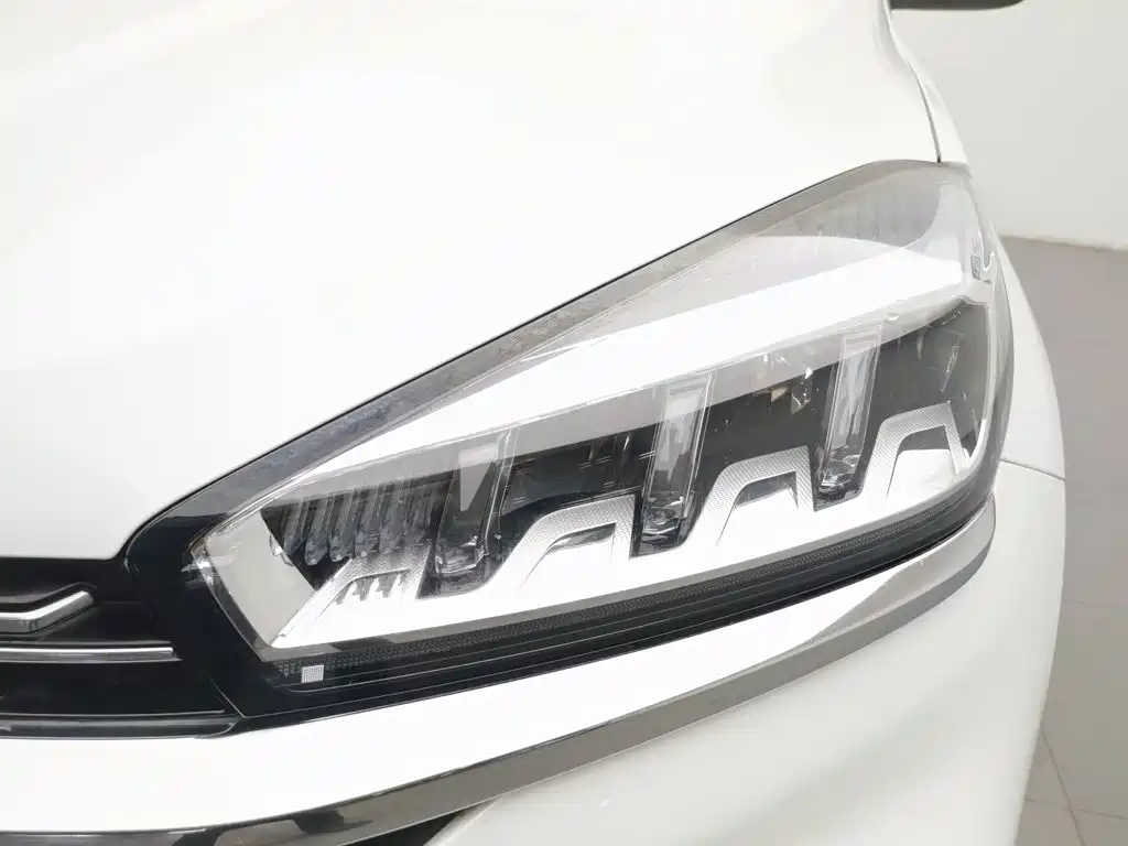 Chery Tiggo 8 — миниатюра 7
