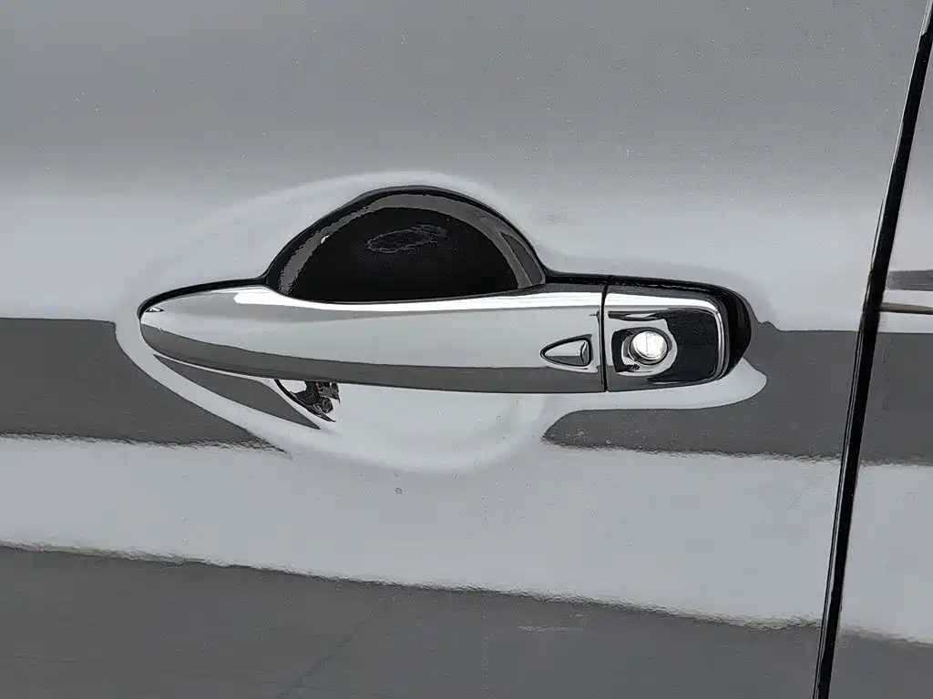 Nissan Qashqai — миниатюра 18