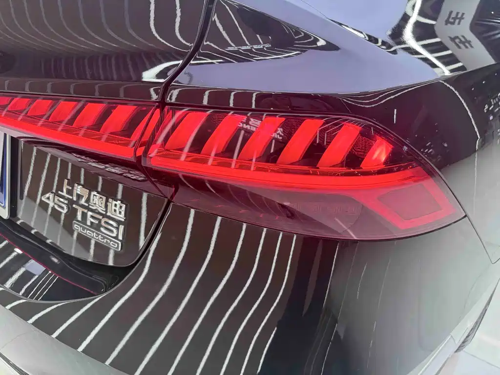Audi A7L — миниатюра 18