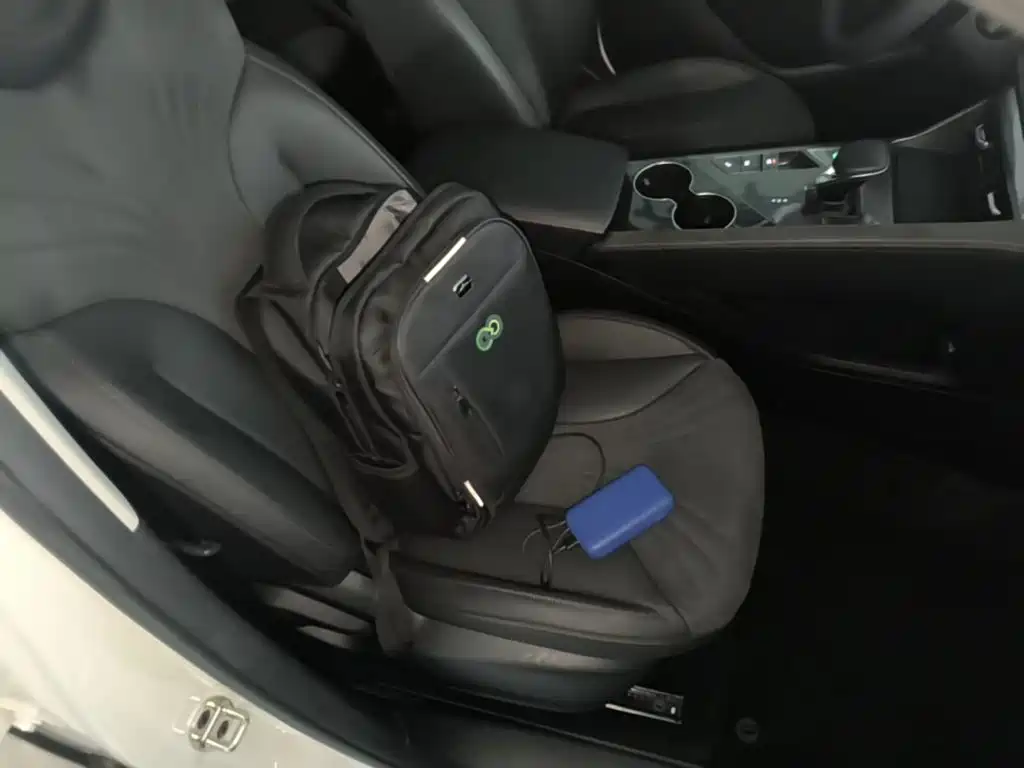 Roewe D5X DMH — миниатюра 25