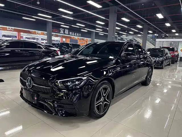 MERCEDES-BENZ E CLASS