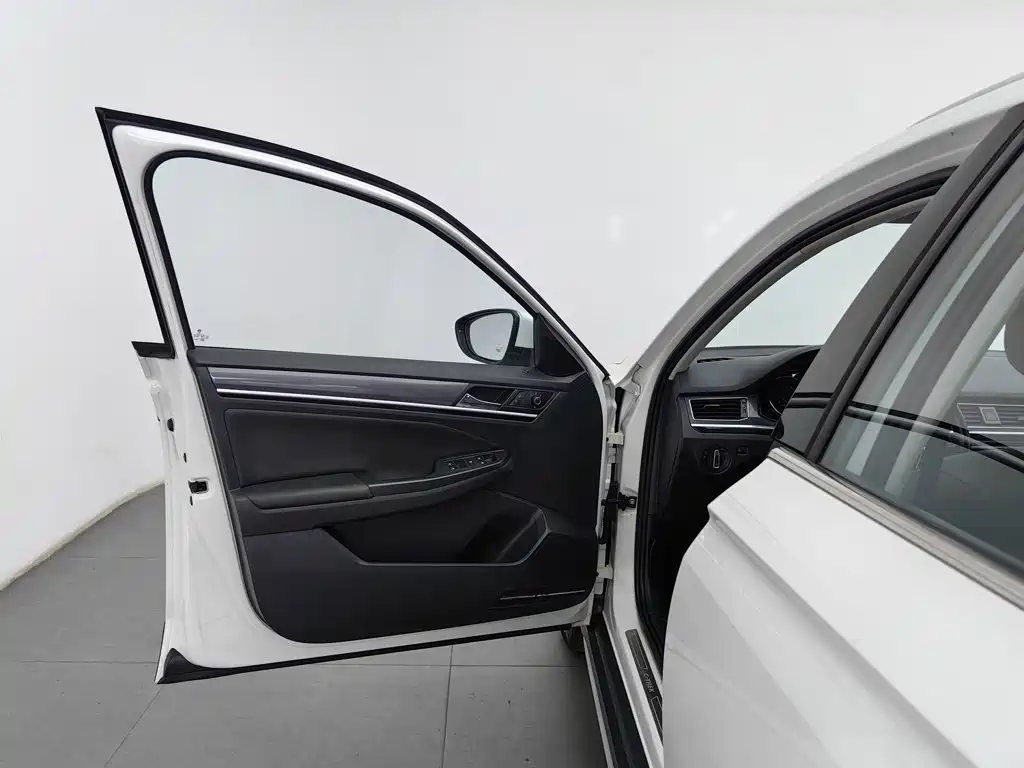 Volkswagen C-Trek — миниатюра 8