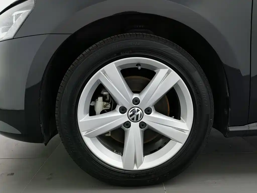 Volkswagen Passat — миниатюра 17