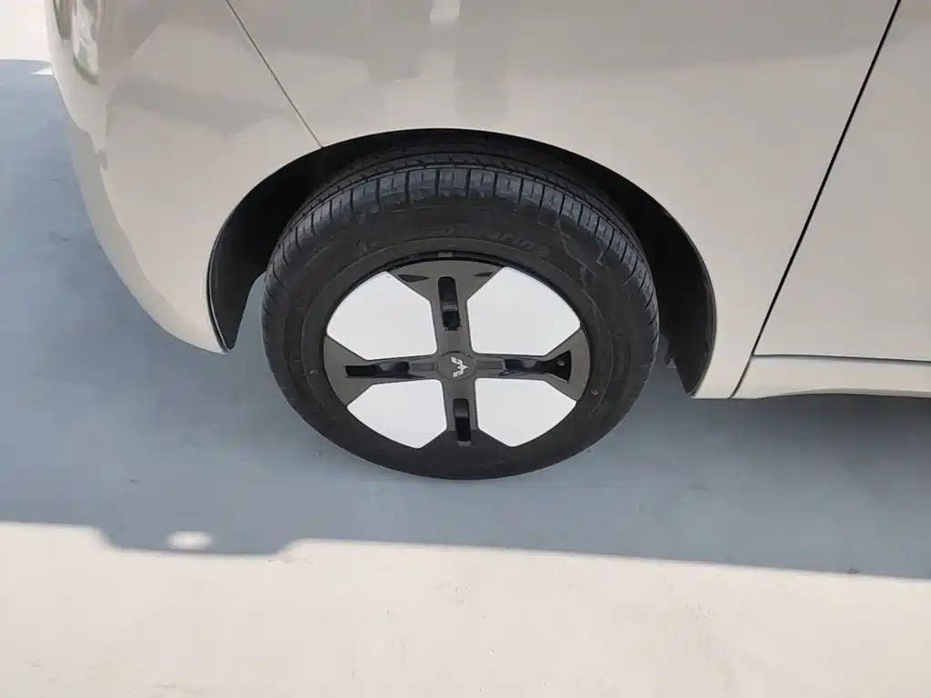 Wuling MINIEV — миниатюра 23