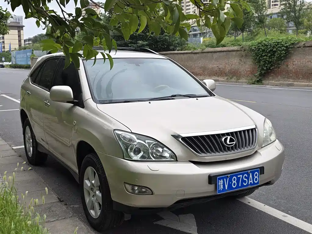 Lexus RX Classic — миниатюра 3