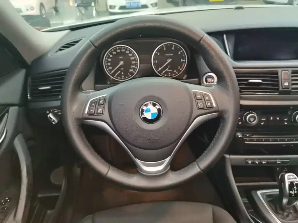 BMW X1 — миниатюра 11