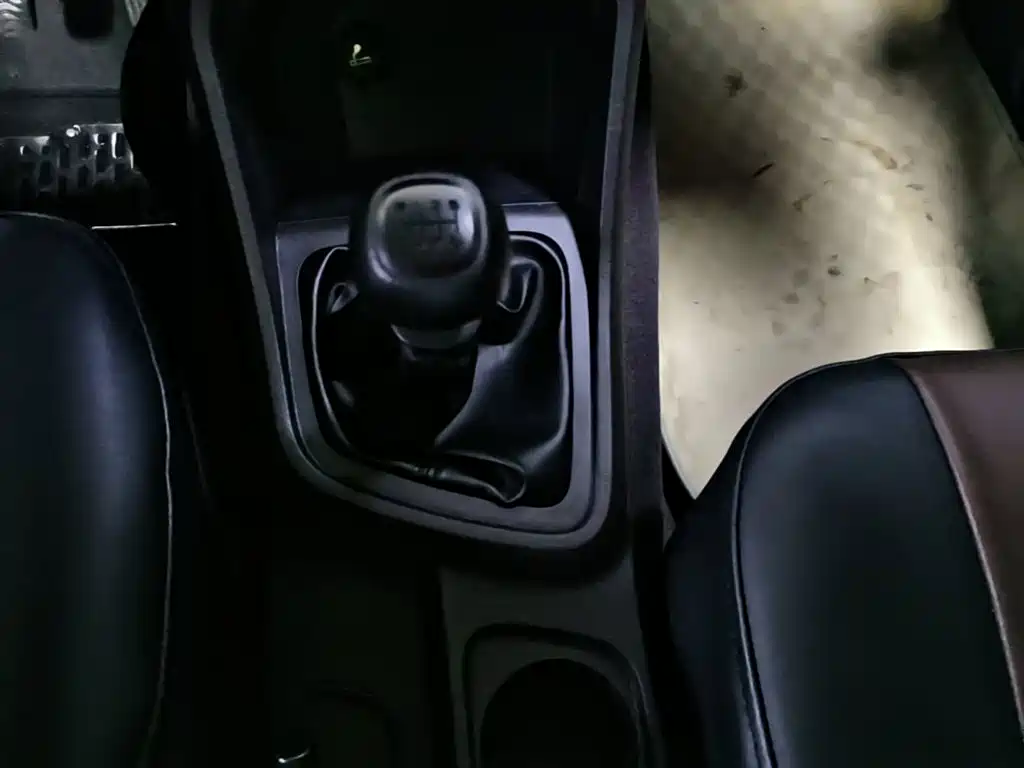 Wuling Hongguang V — миниатюра 14