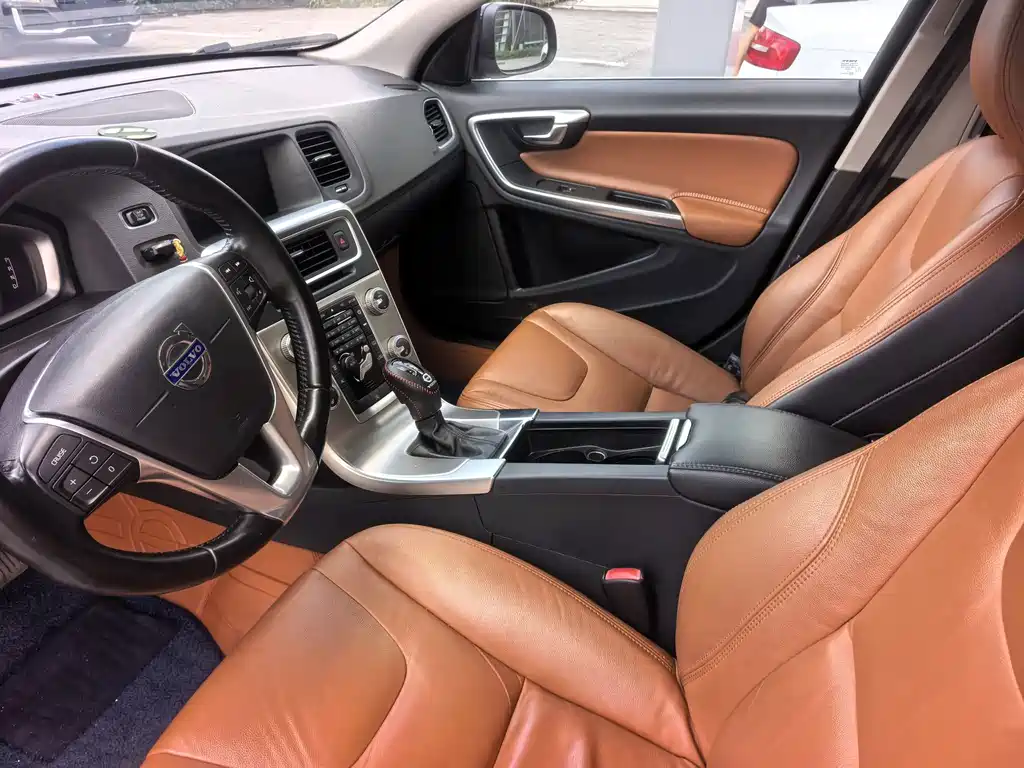 Volvo S60 — миниатюра 20