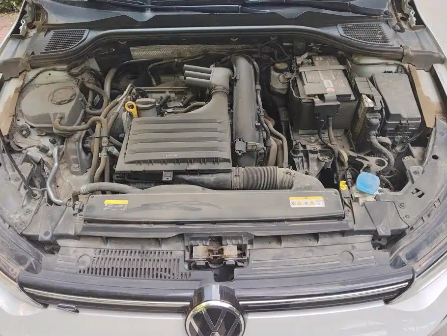 Volkswagen Golf — миниатюра 10