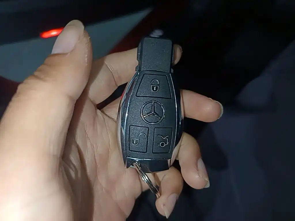 Mercedes-Benz C-Class — миниатюра 9
