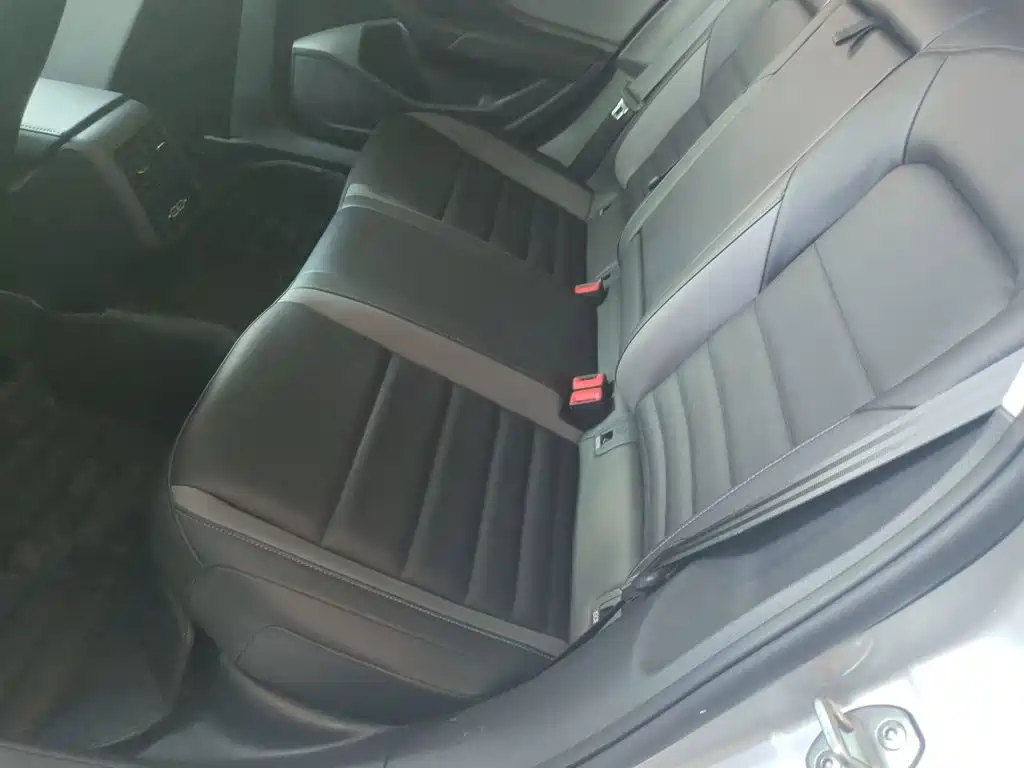 Volkswagen Sagitar — миниатюра 17
