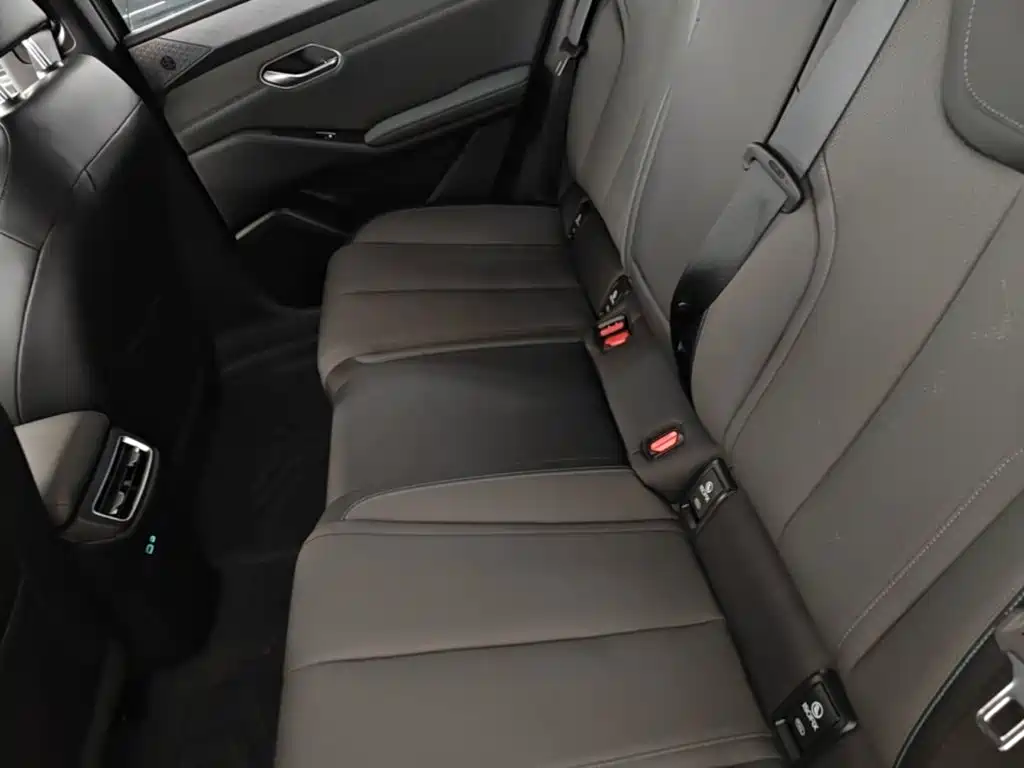 BYD Qin L — миниатюра 17