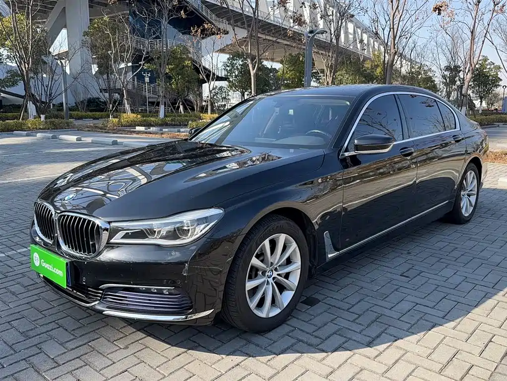 BMW 7 Series 7 2016 730Li Lead