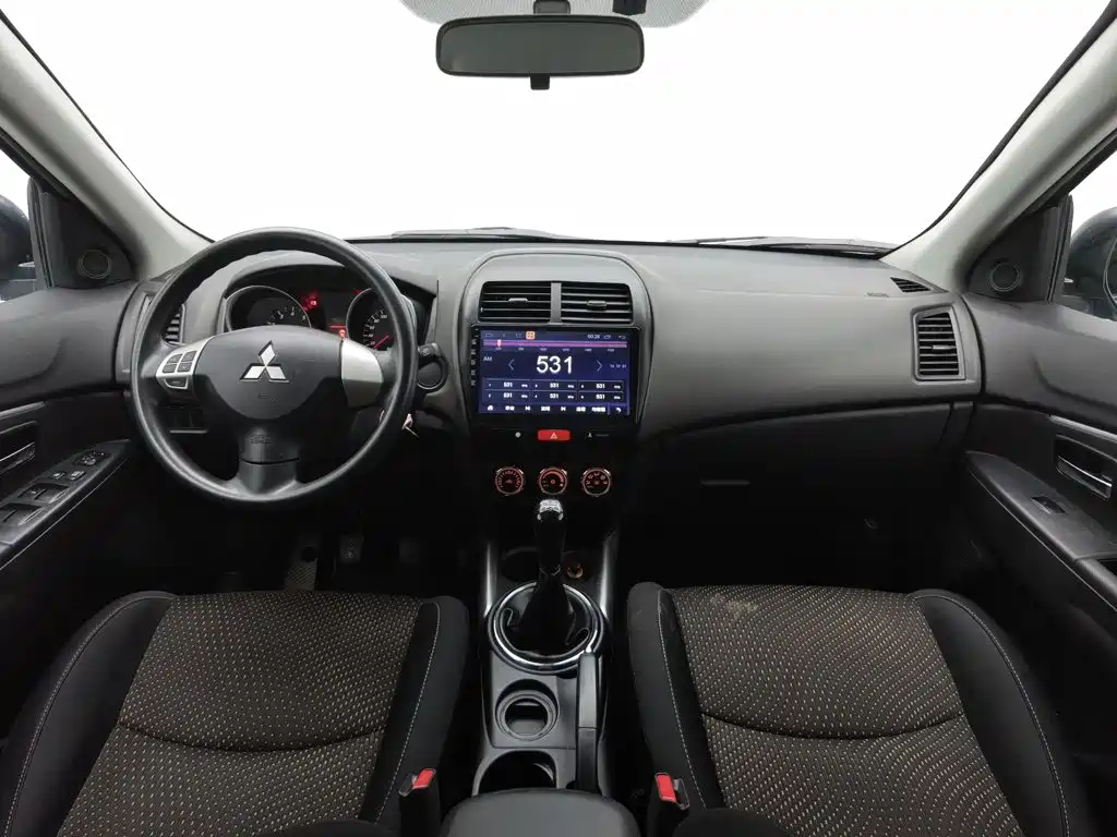 Mitsubishi ASX — миниатюра 5