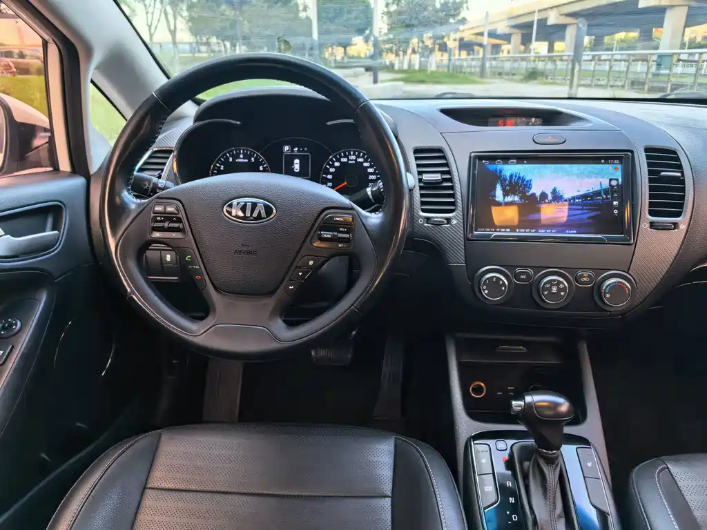 Kia K3 — миниатюра 14