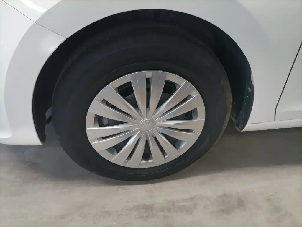 Volkswagen Santana — миниатюра 23