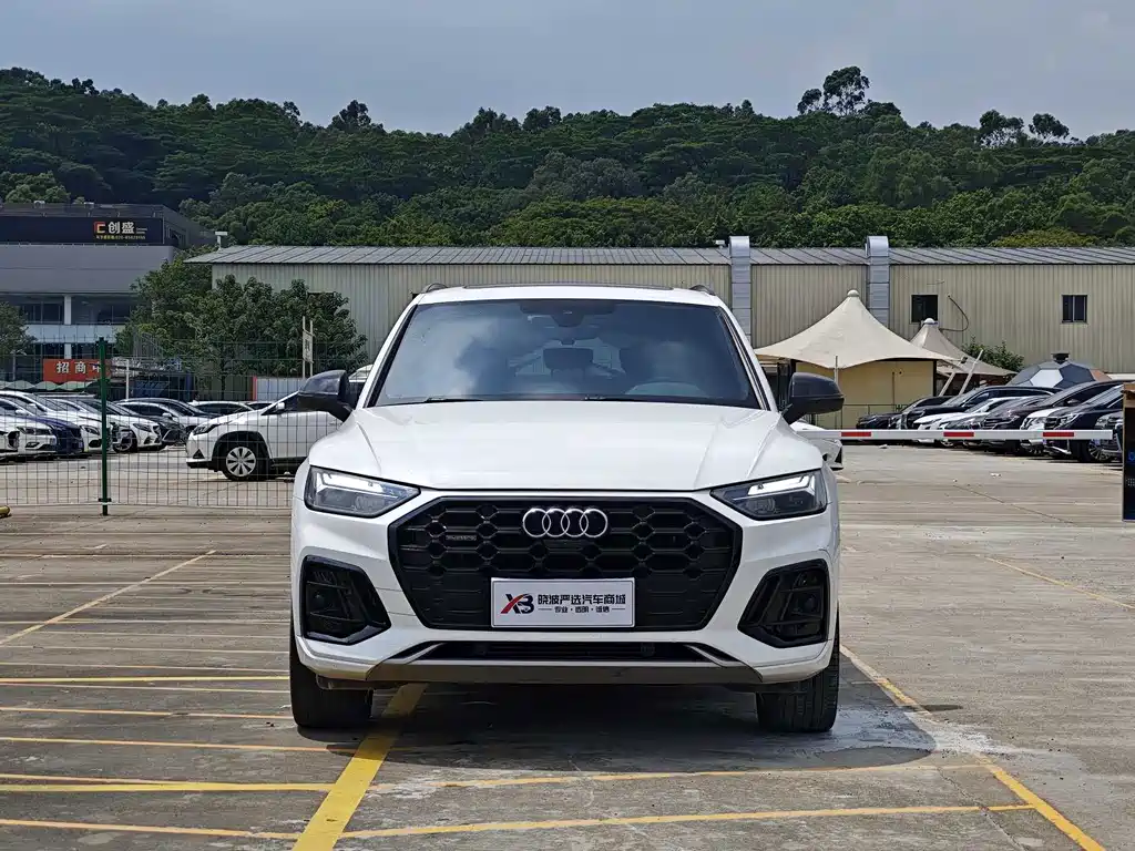 Audi Q5L — миниатюра 2