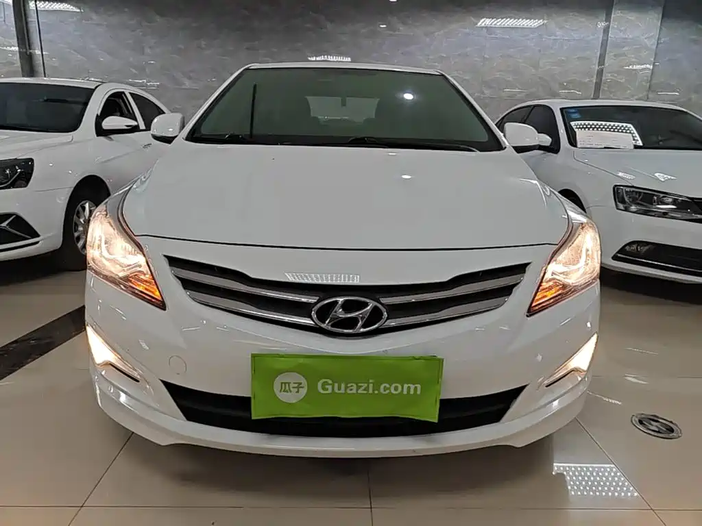 Hyundai Verna — миниатюра 3