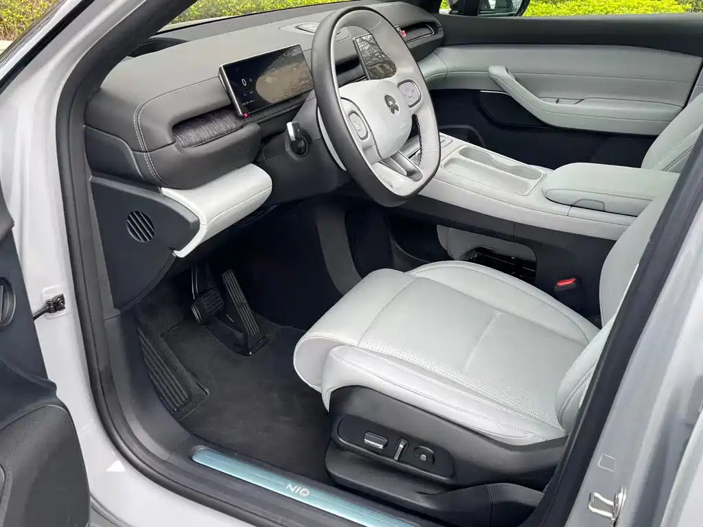 NIO NIO ES6