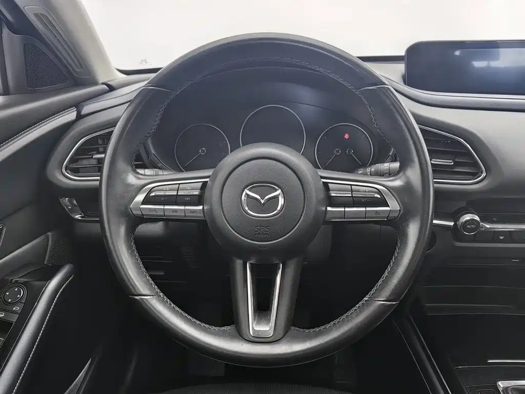 Mazda CX-30 — миниатюра 11